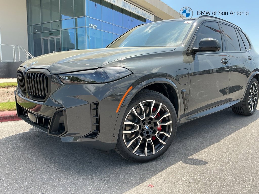 New 2026 BMW X5 xDrive50e SUV