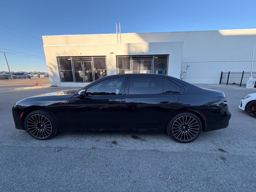 Certified 2025 BMW 760i xDrive Sedan