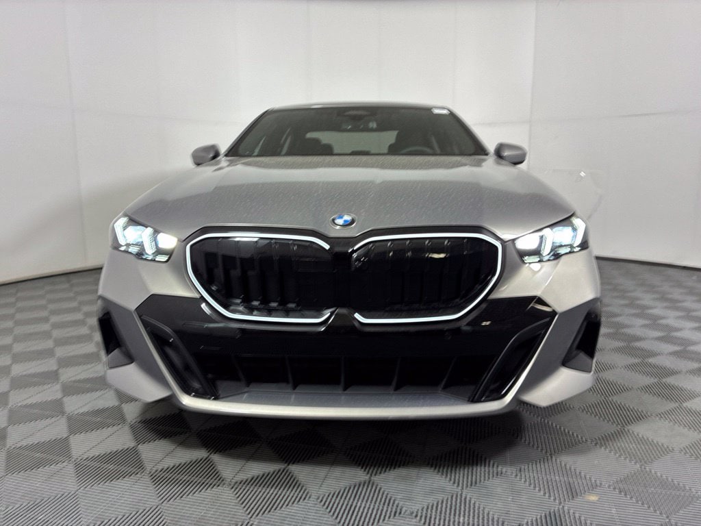 New 2027 BMW 5 Series 530i Sedan