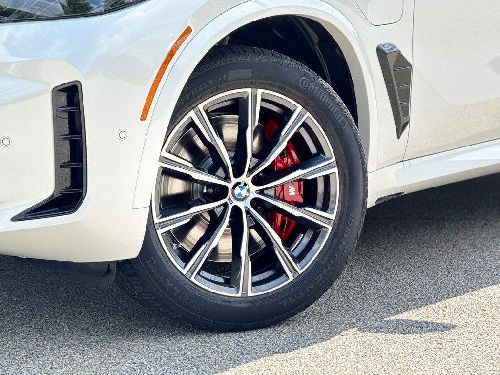New 2026 BMW X5 PHEV xDrive50e SUV
