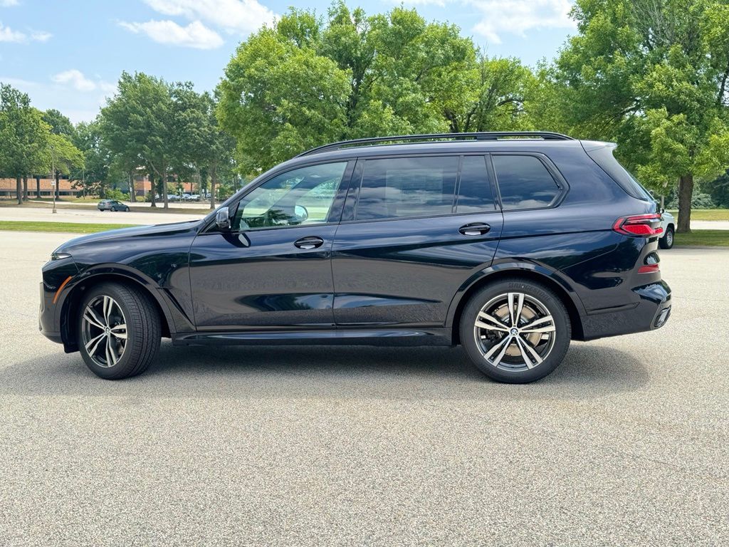 New 2027 BMW X7 xDrive40i SUV