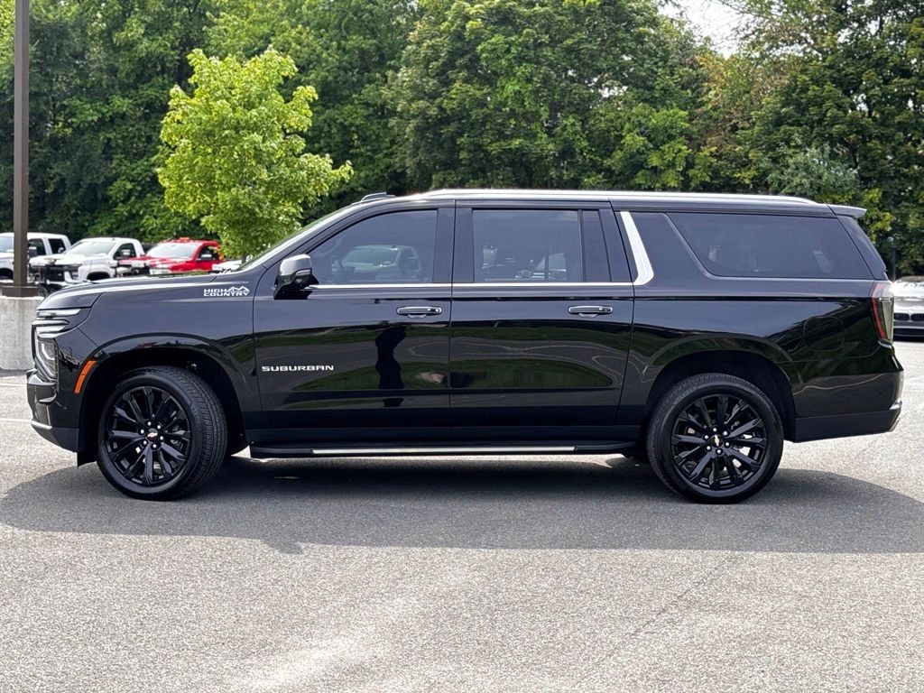 Used 2025 Chevrolet Suburban High Country SUV