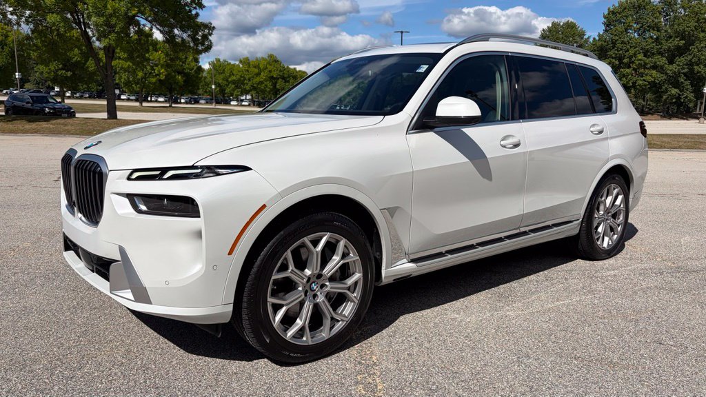 2025 BMW X7