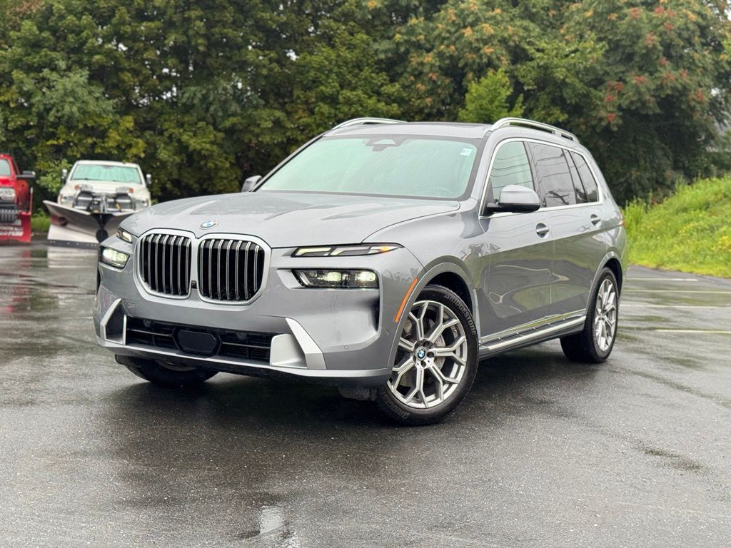 2025 BMW X7