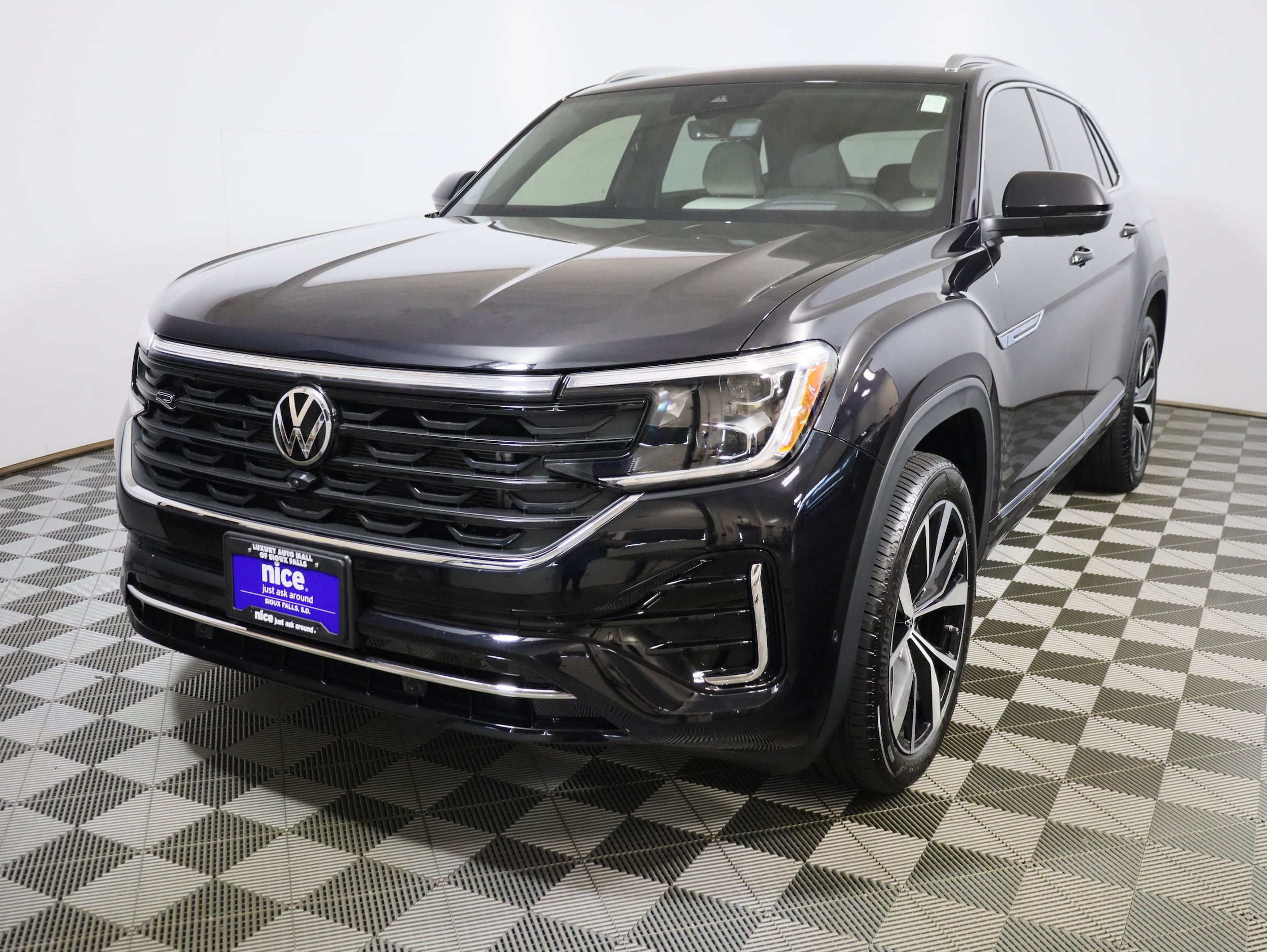 2025 Volkswagen Atlas Cross Sport