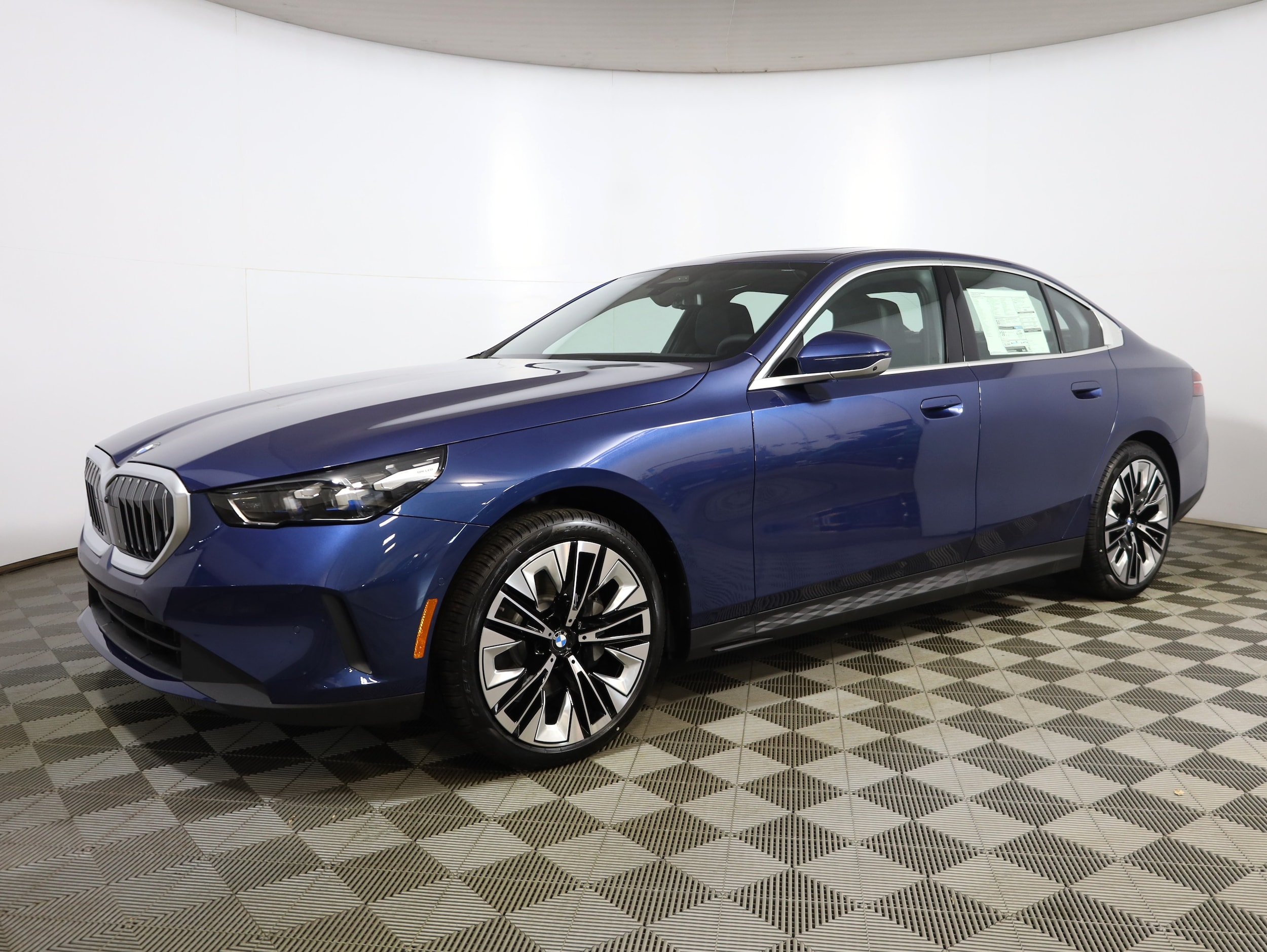 2027 BMW 5 Series 530i