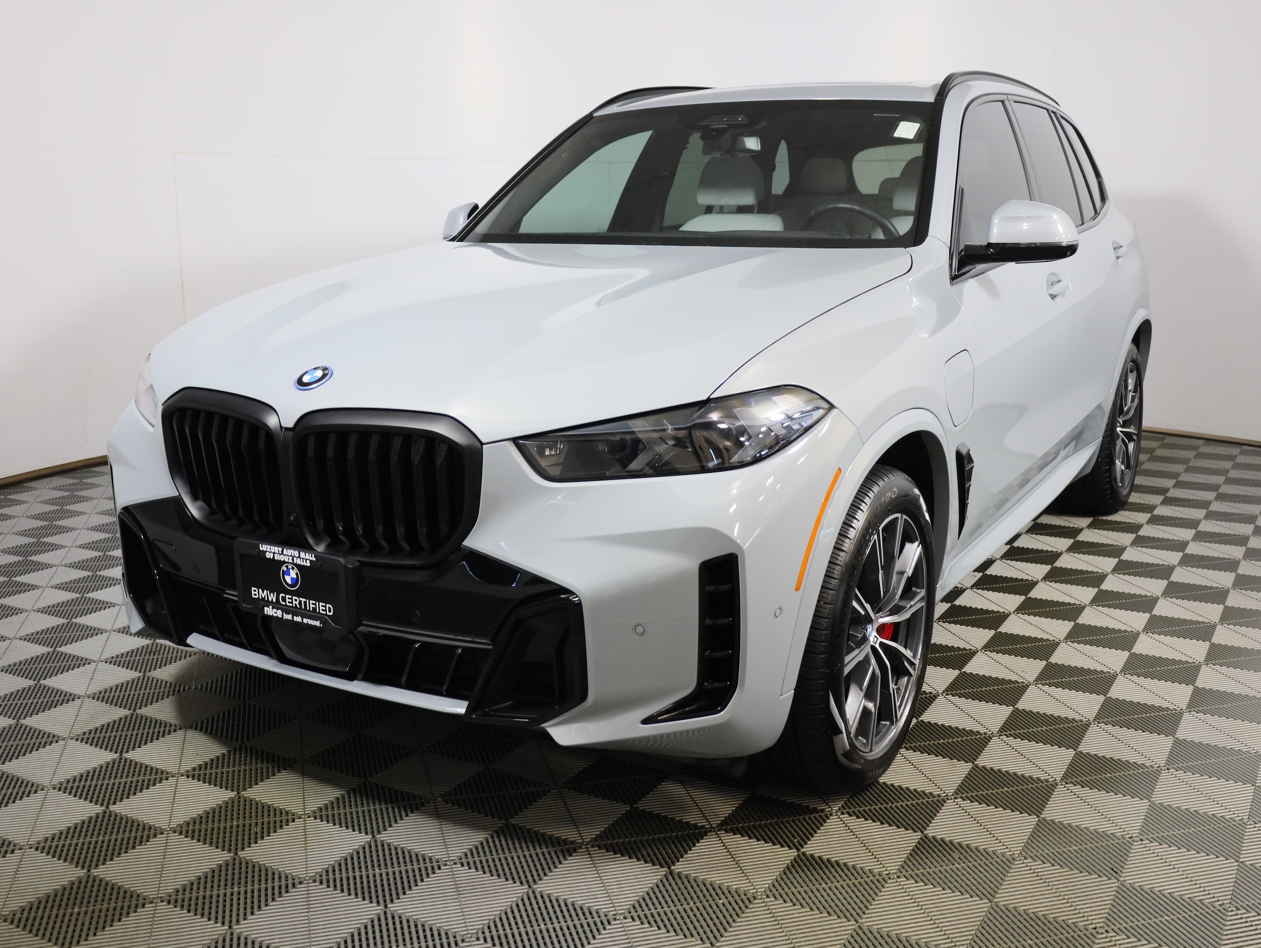 2025 BMW X5