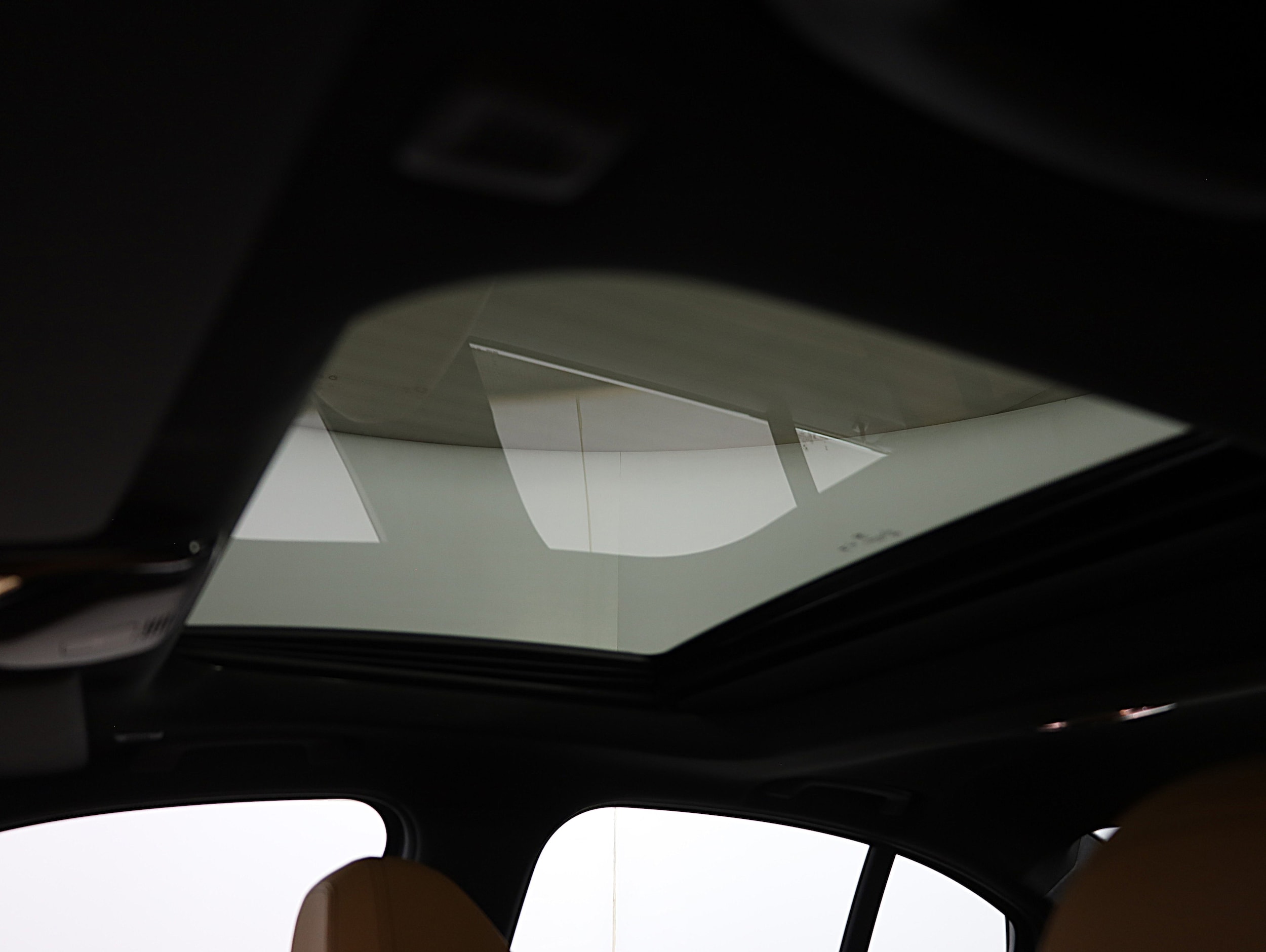 2026 BMW 3 Series 330i - Photo 16