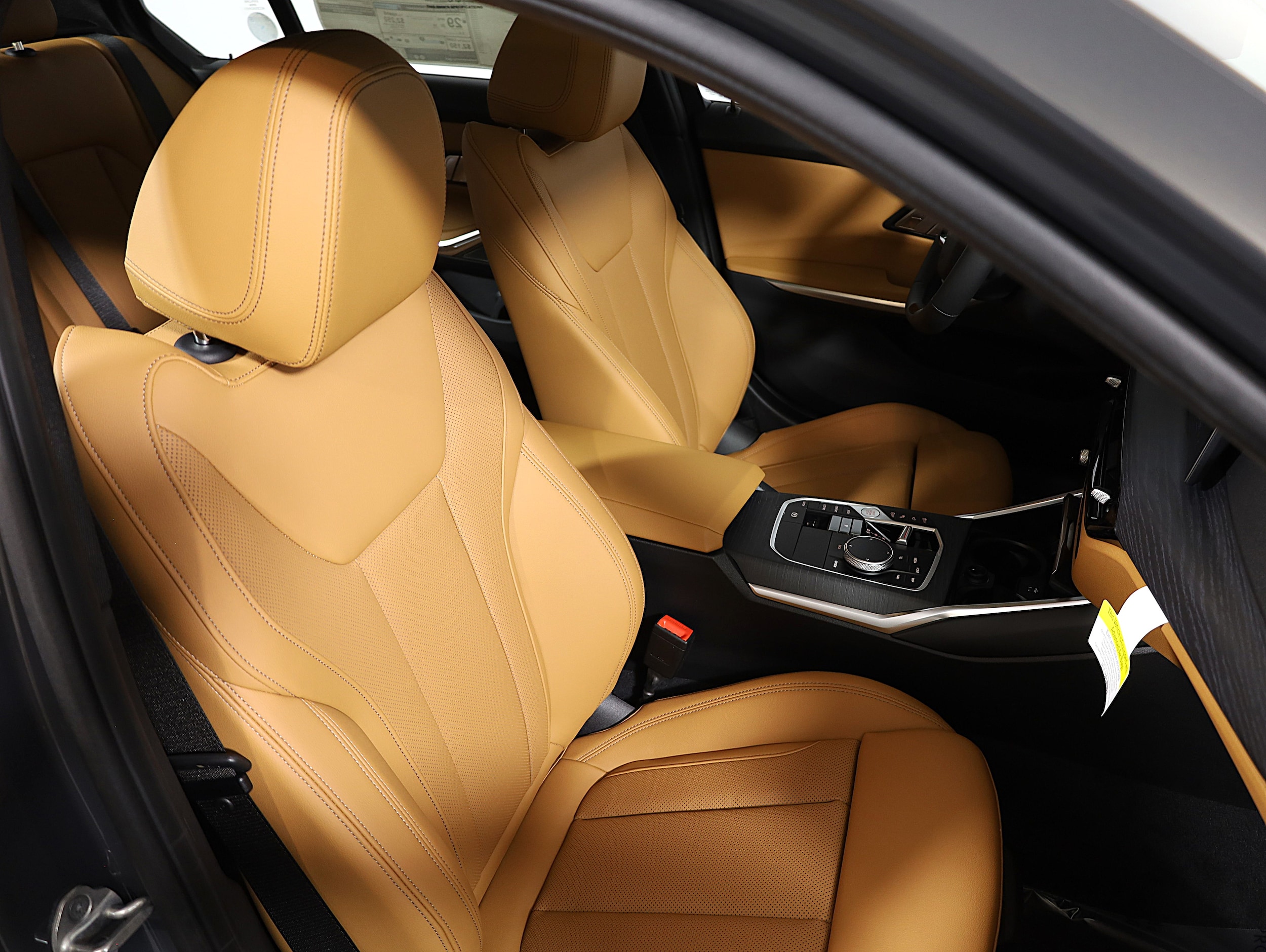 2026 BMW 3 Series 330i - Photo 8