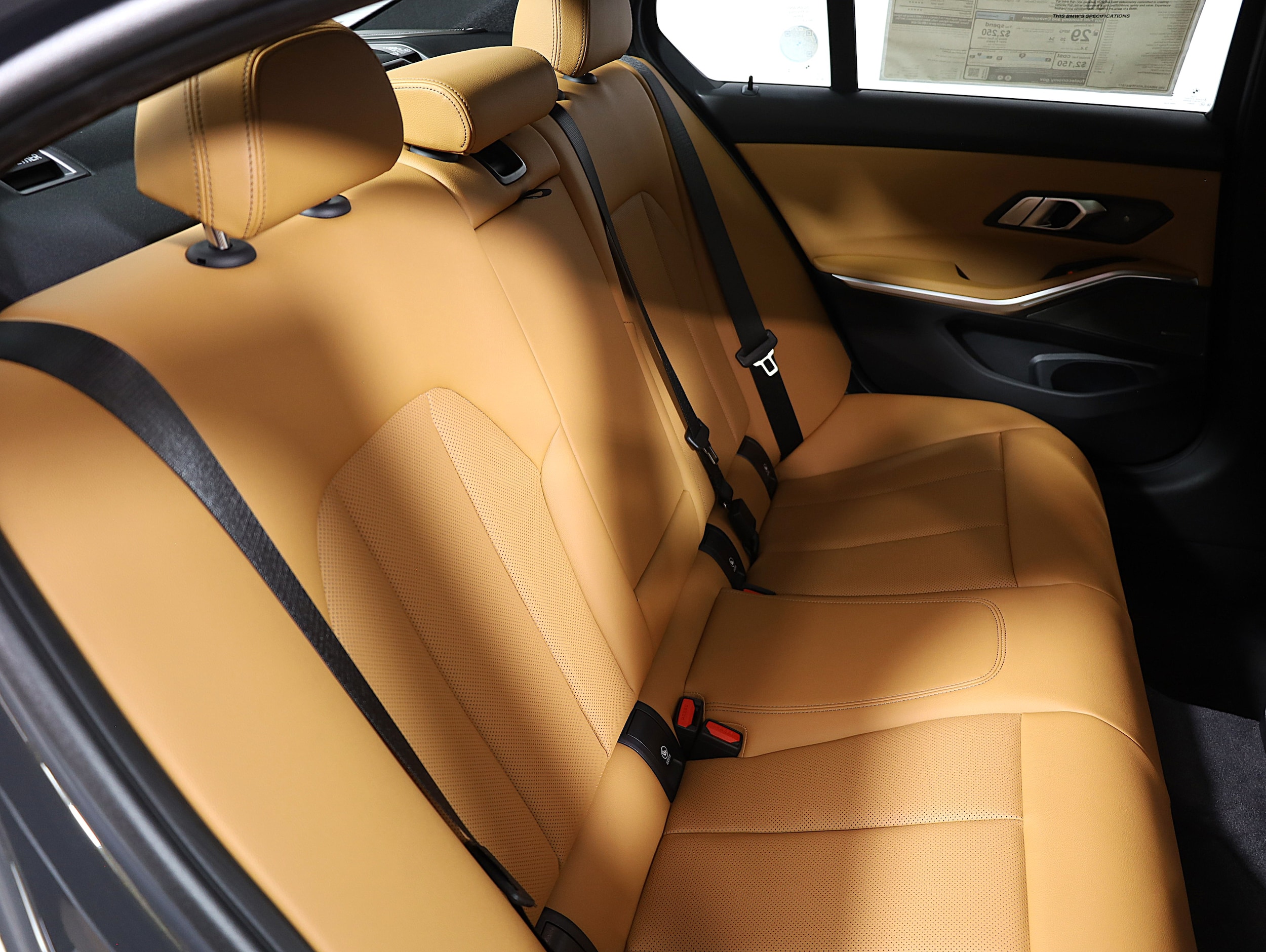 2026 BMW 3 Series 330i - Photo 9