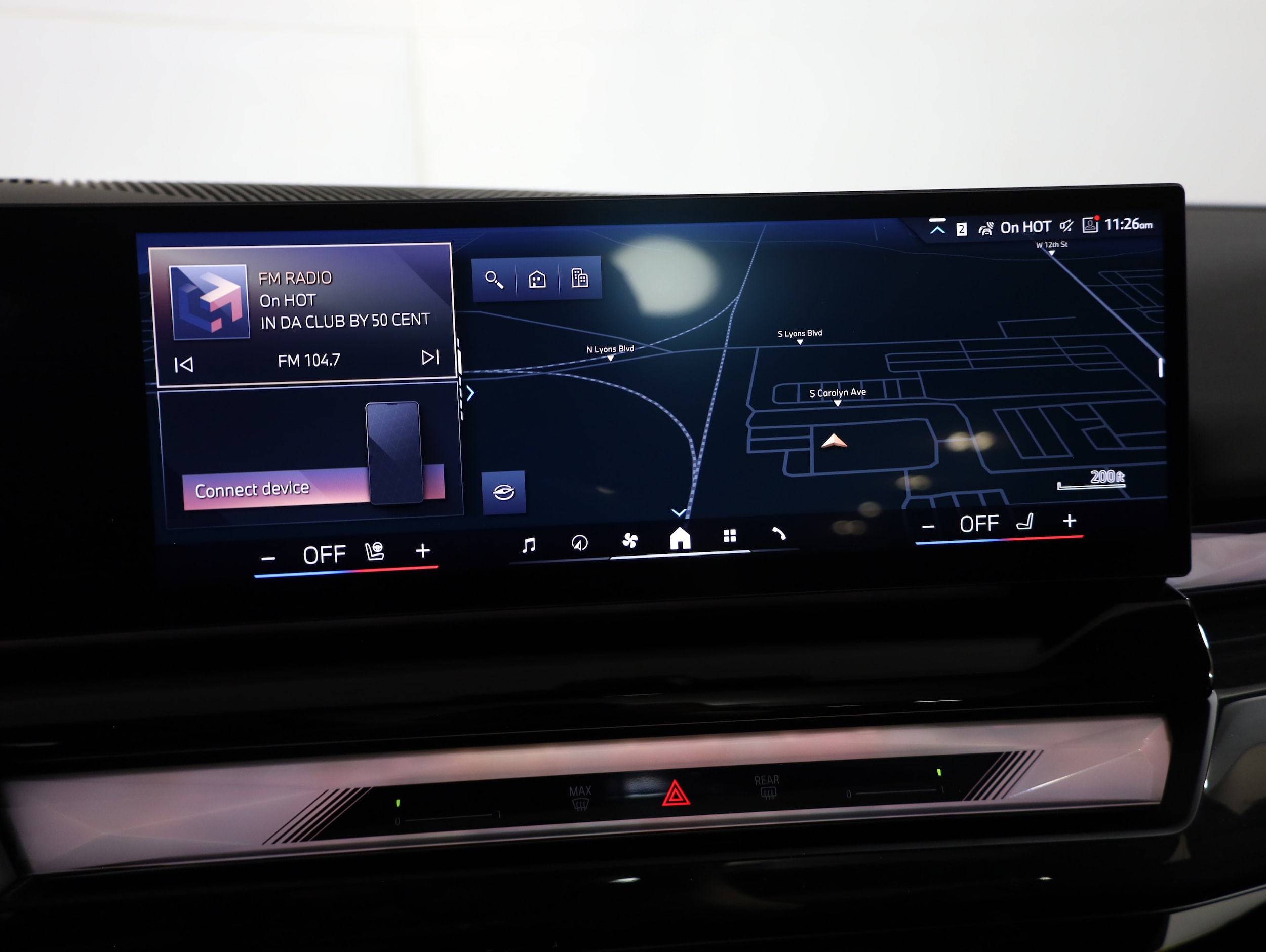2027 BMW 5 Series 550e - Photo 14