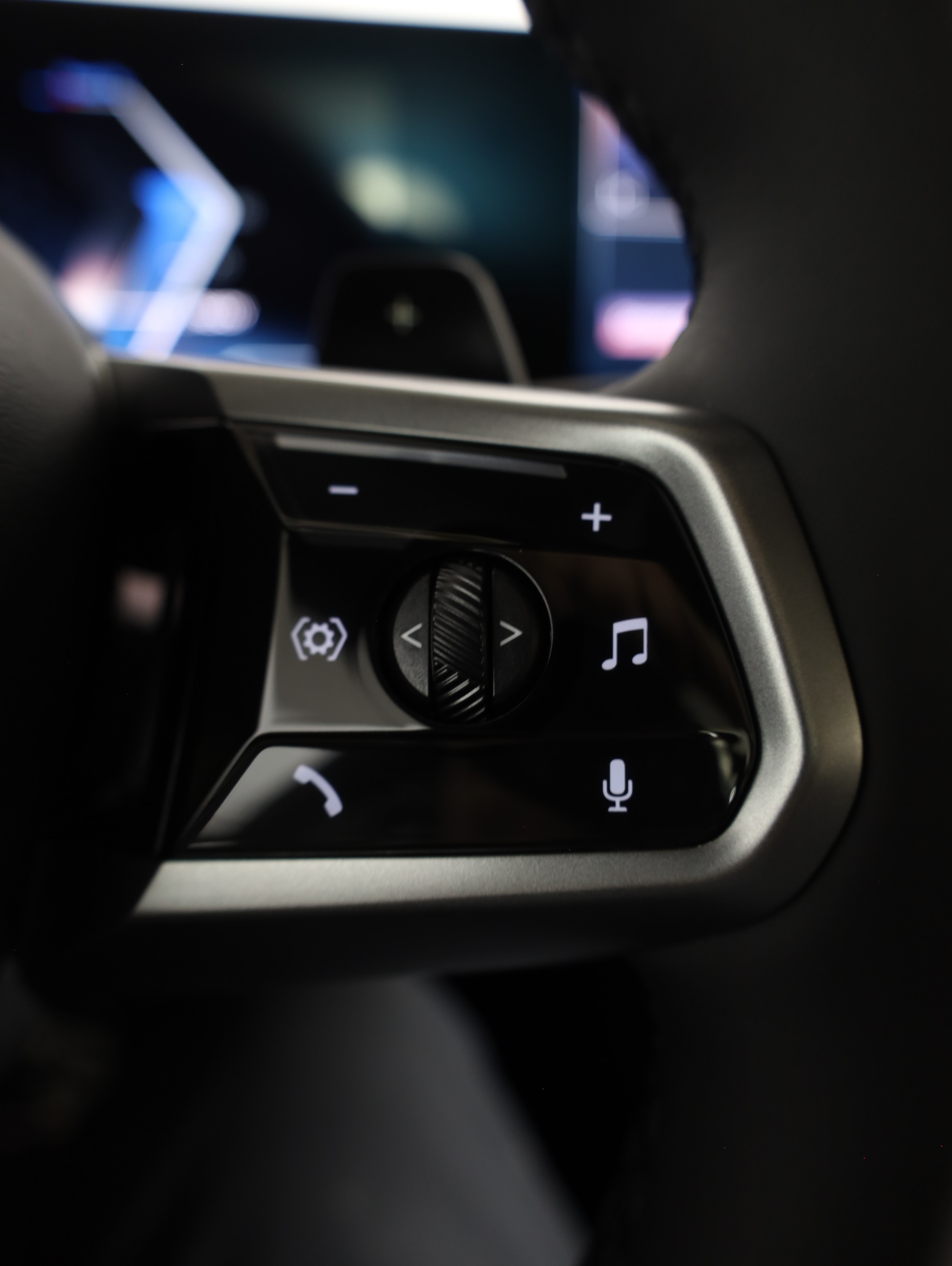 2027 BMW 5 Series 550e - Photo 20