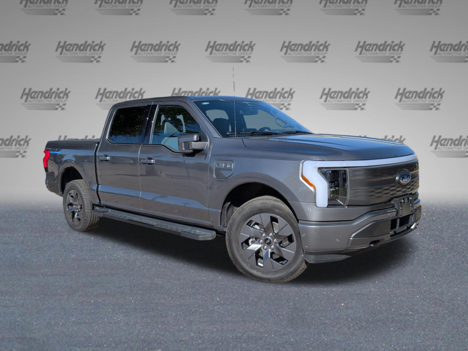 2023 Ford F-150 Lightning LARIAT Pickup