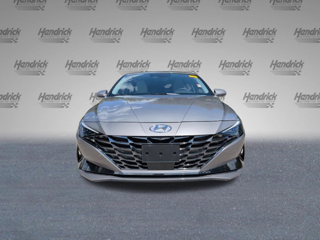 Used 2022 Hyundai Elantra Limited Sedan