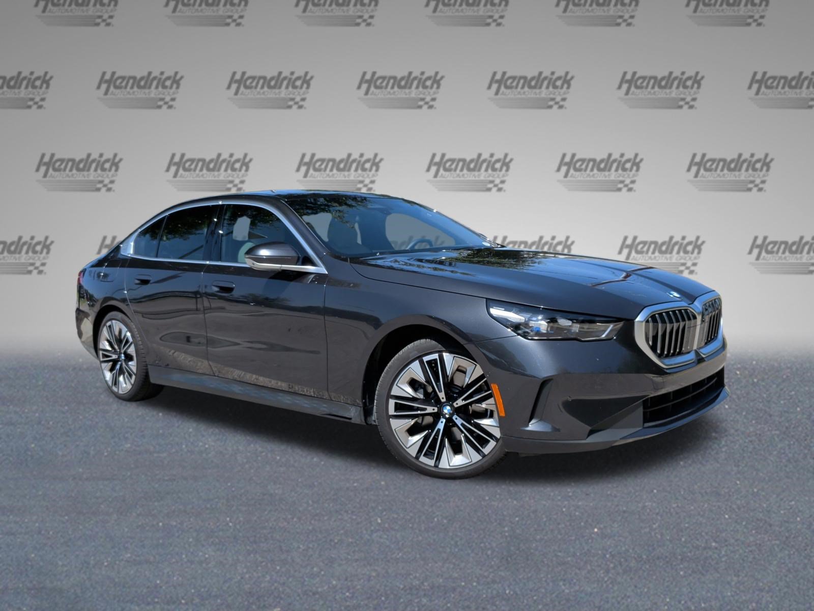 2026 BMW 530i 530i xDrive Sedan