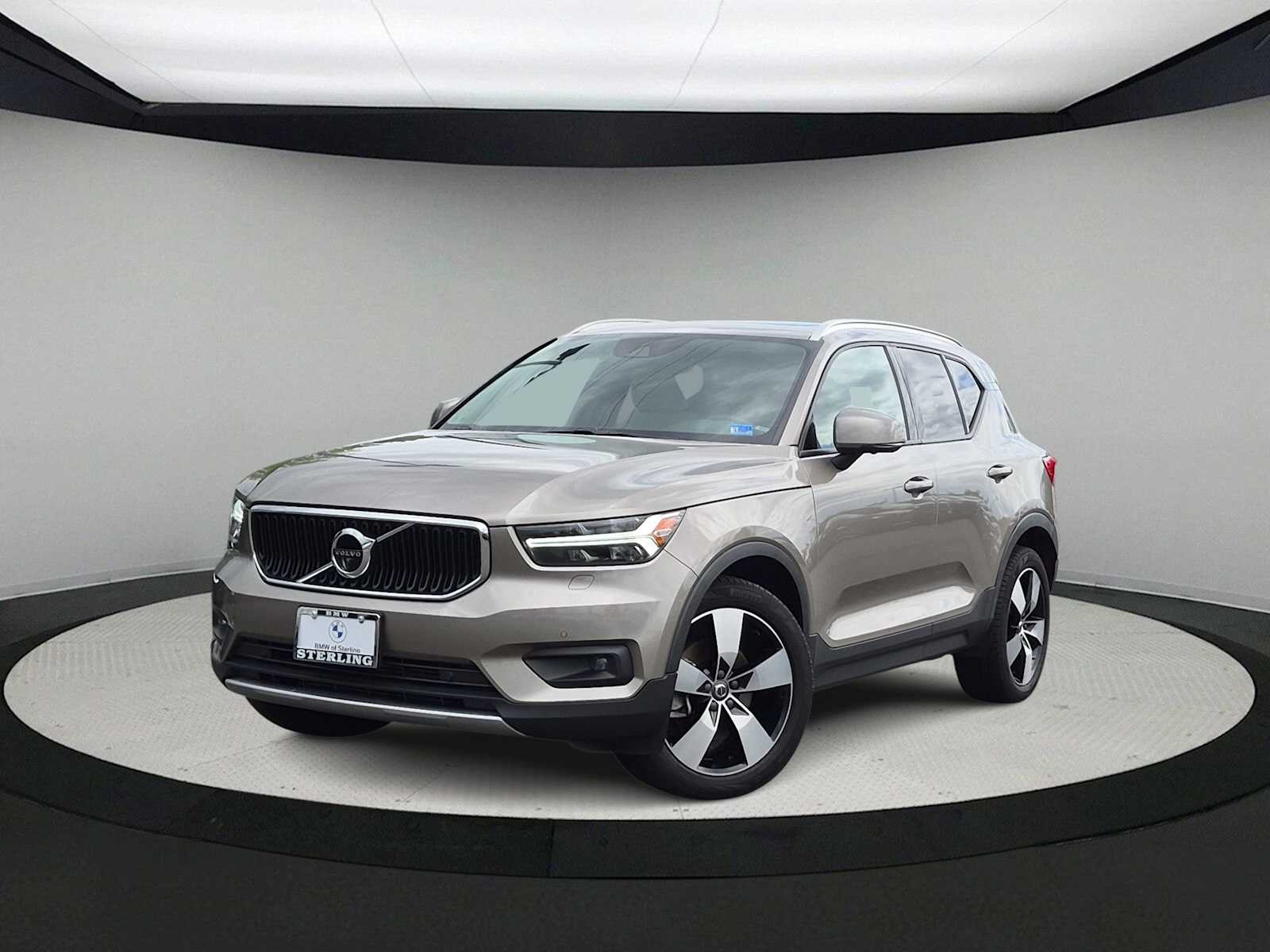2022 Volvo XC40