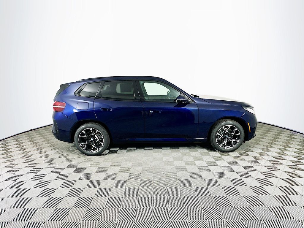 2026 BMW X3 30 - Photo 9