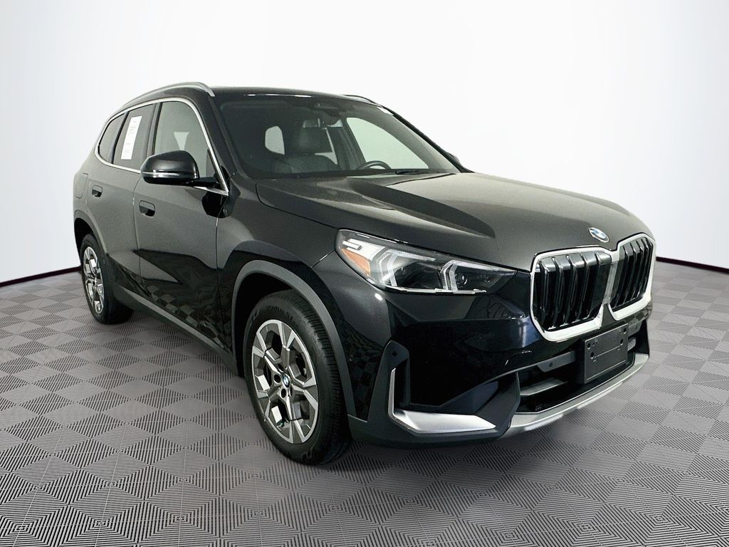 2023 BMW X1