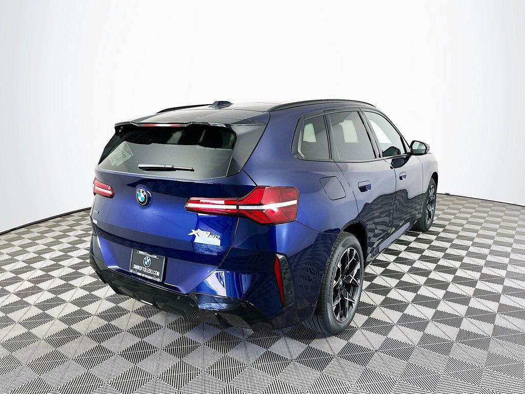 2026 BMW X3 30 - Photo 8