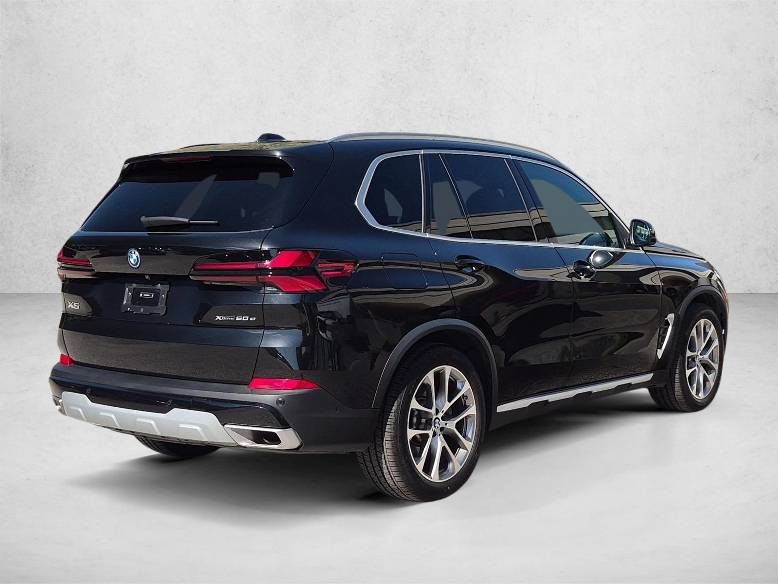 2026 BMW X5 50e - Photo 5