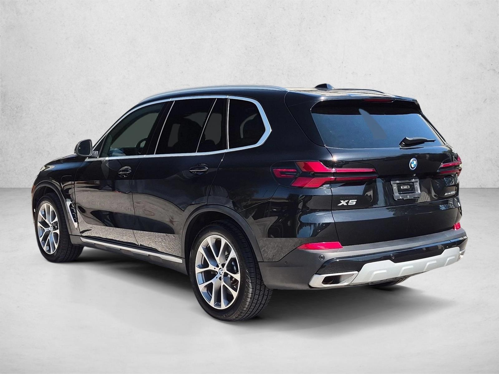 2026 BMW X5 50e - Photo 8