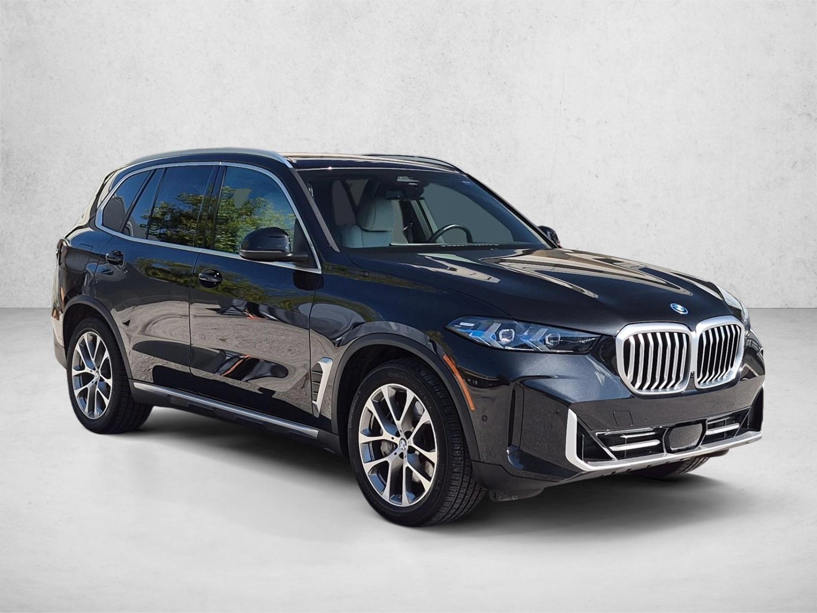 2026 BMW X5 50e - Photo 3