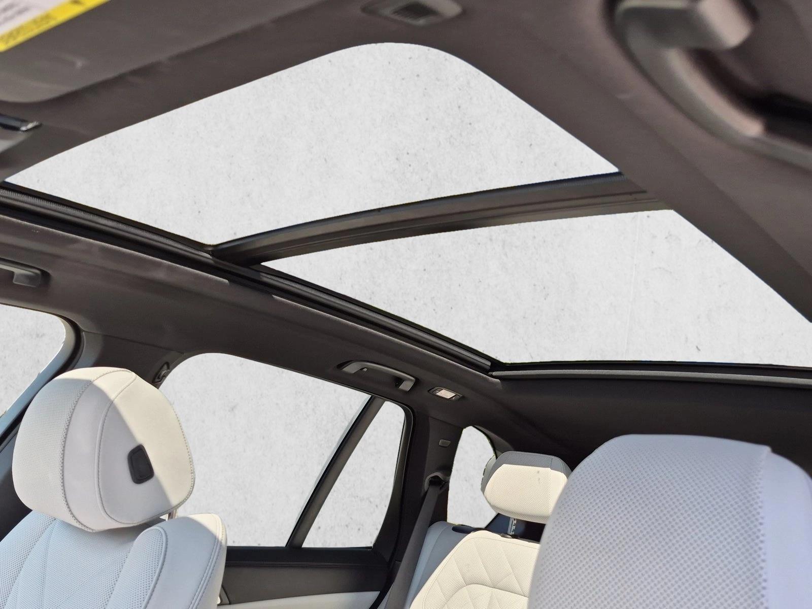 2026 BMW X5 50e - Photo 16