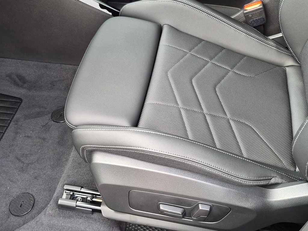 New 2026 BMW X1 xDrive28i SUV