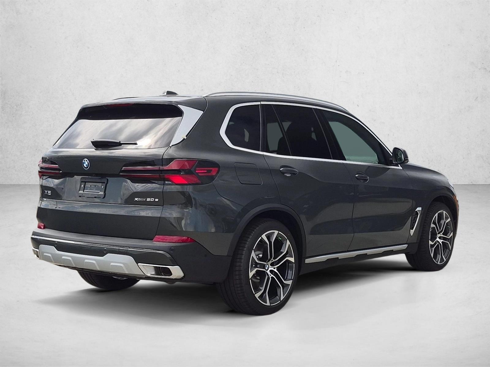 New 2026 BMW X5 PHEV xDrive50e SUV