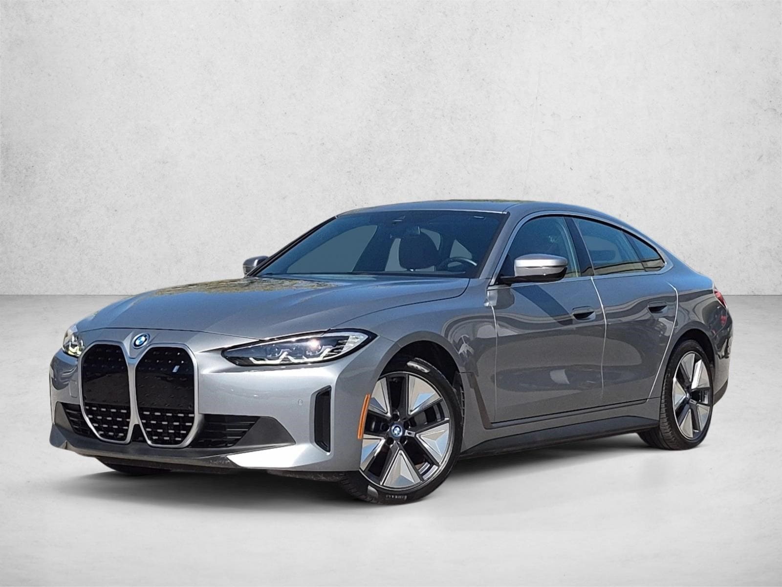 2024 BMW i4