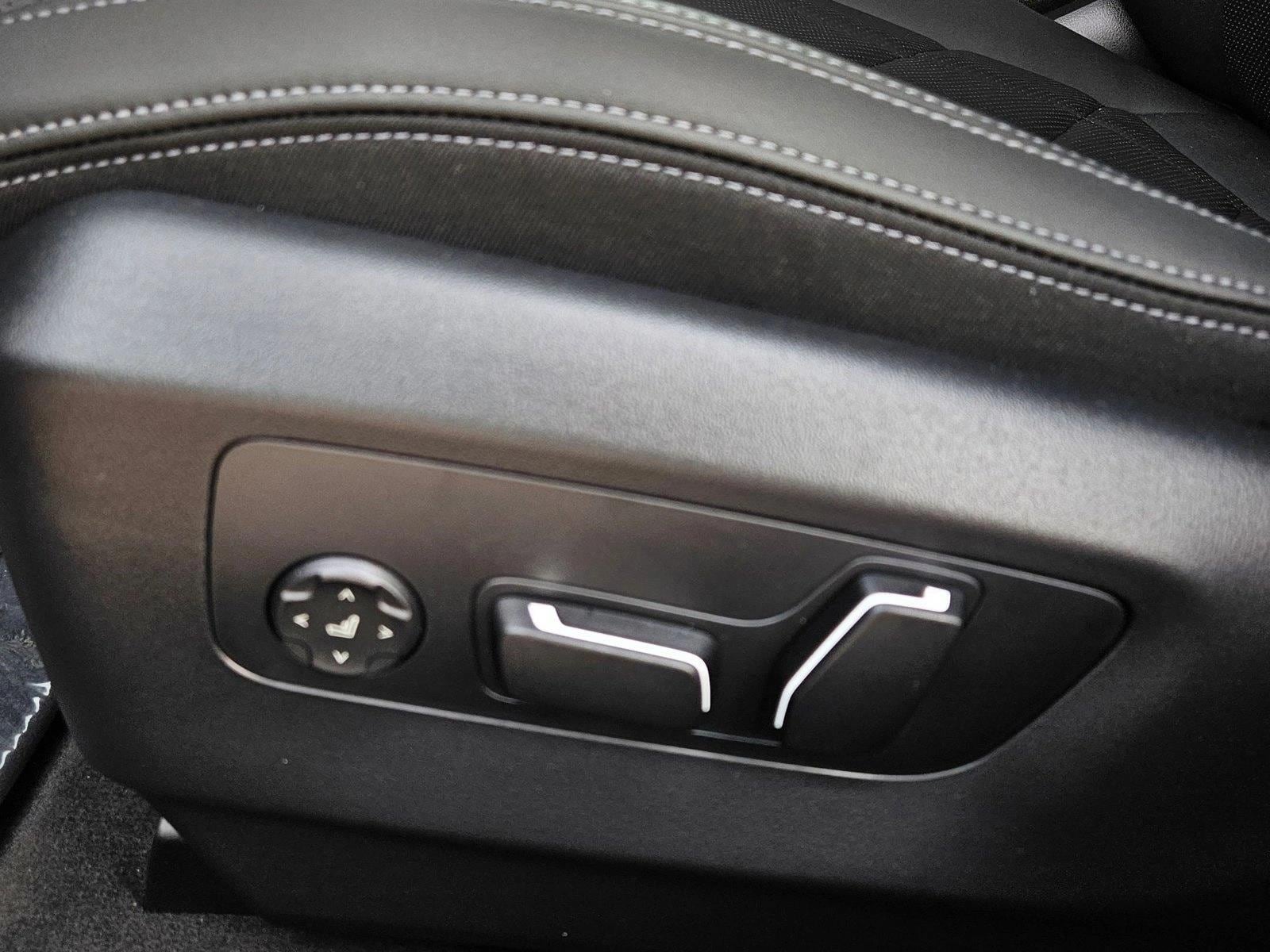 2026 BMW 5 Series 530i - Photo 4
