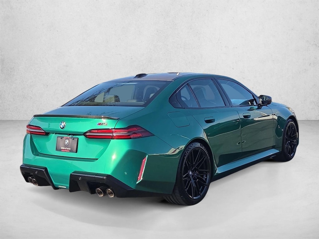 New 2027 BMW M5 Sedan