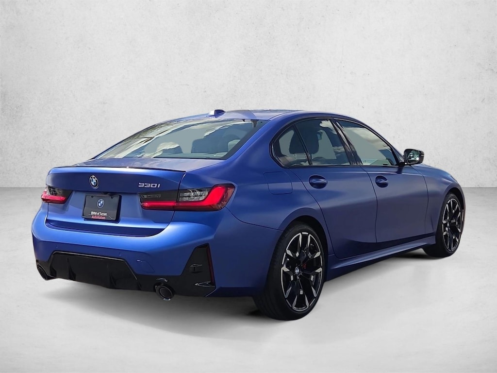 New 2026 BMW 330i Sedan
