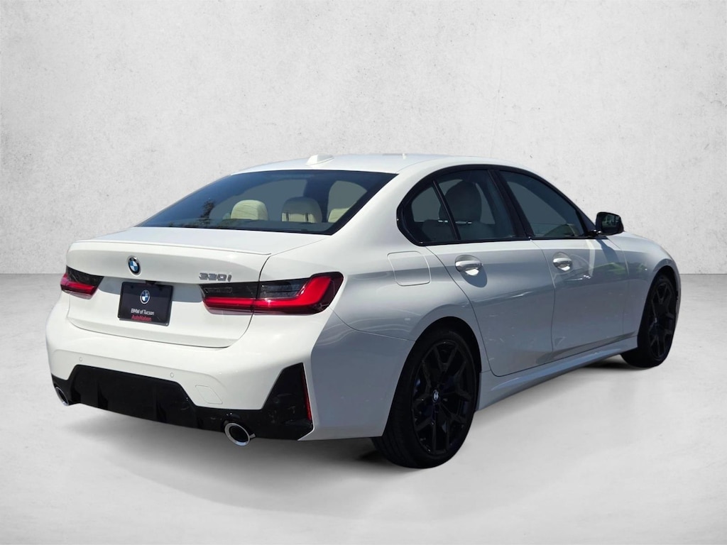 New 2026 BMW 330i Sedan