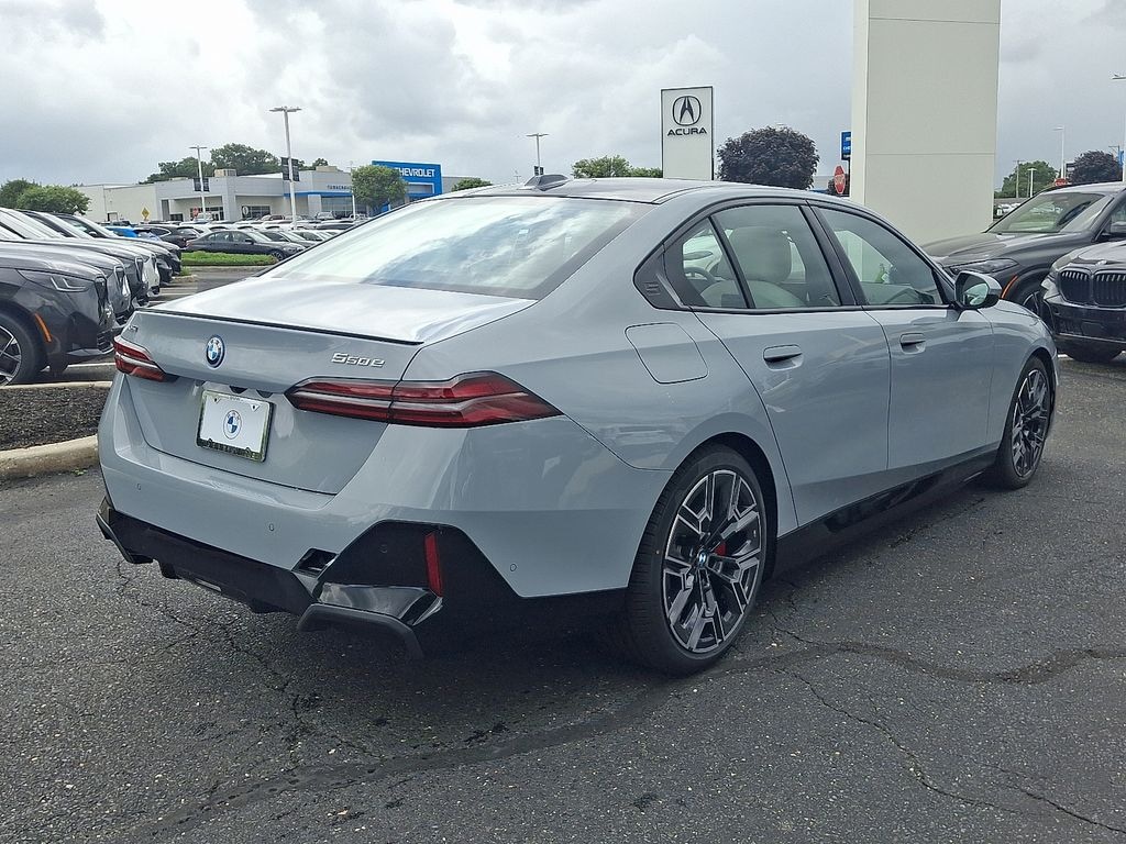 Used 2027 BMW 5 Series 550e xDrive Sedan