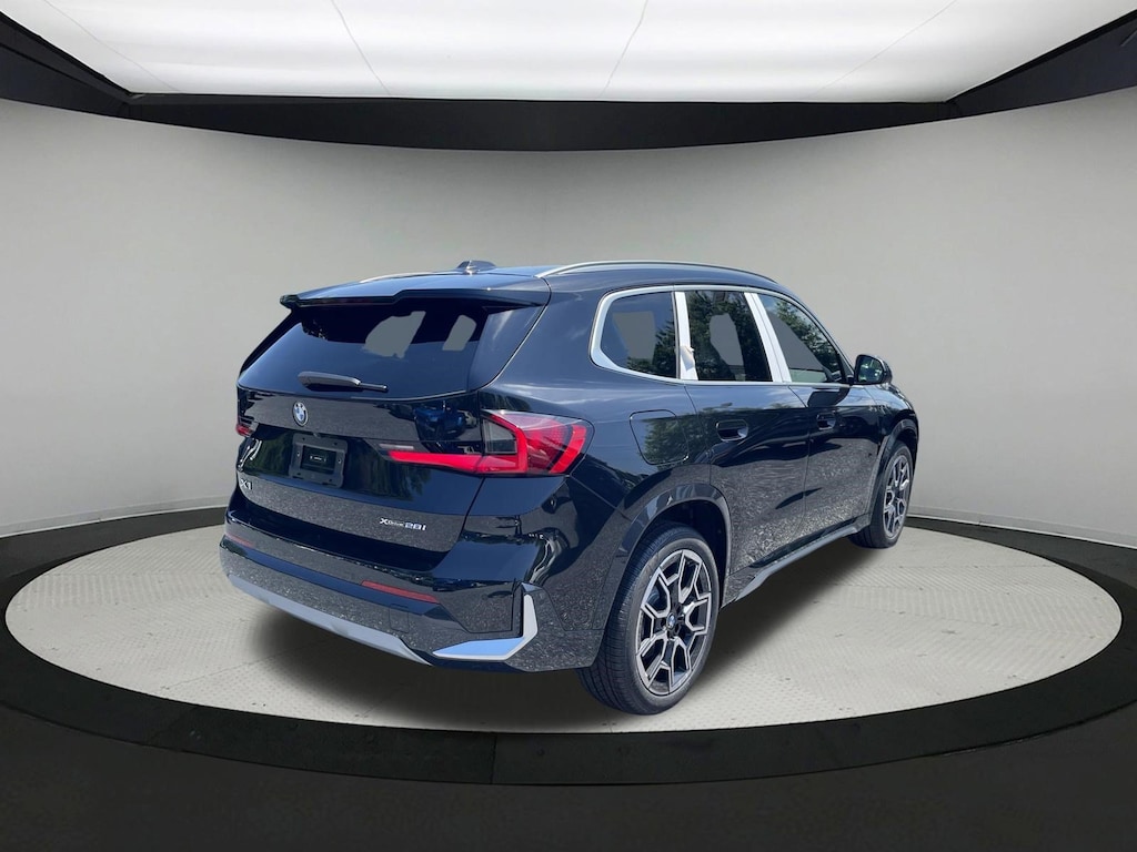 New 2026 BMW X1 xDrive28i SUV