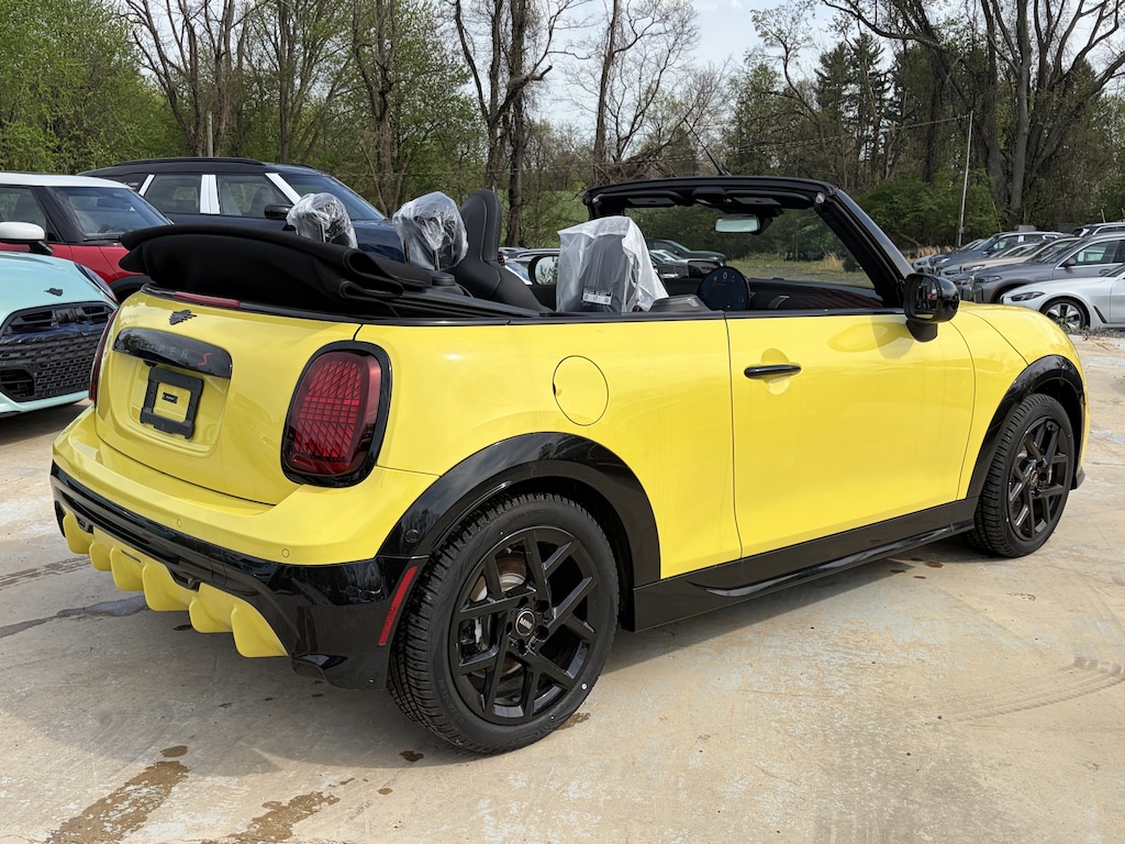 Used 2026 MINI Cooper S Cooper S Signature FWD