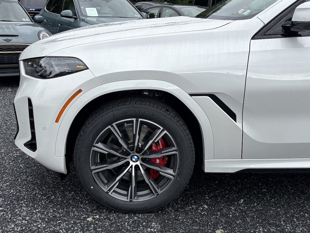 New 2027 BMW X6 xDrive40i SUV