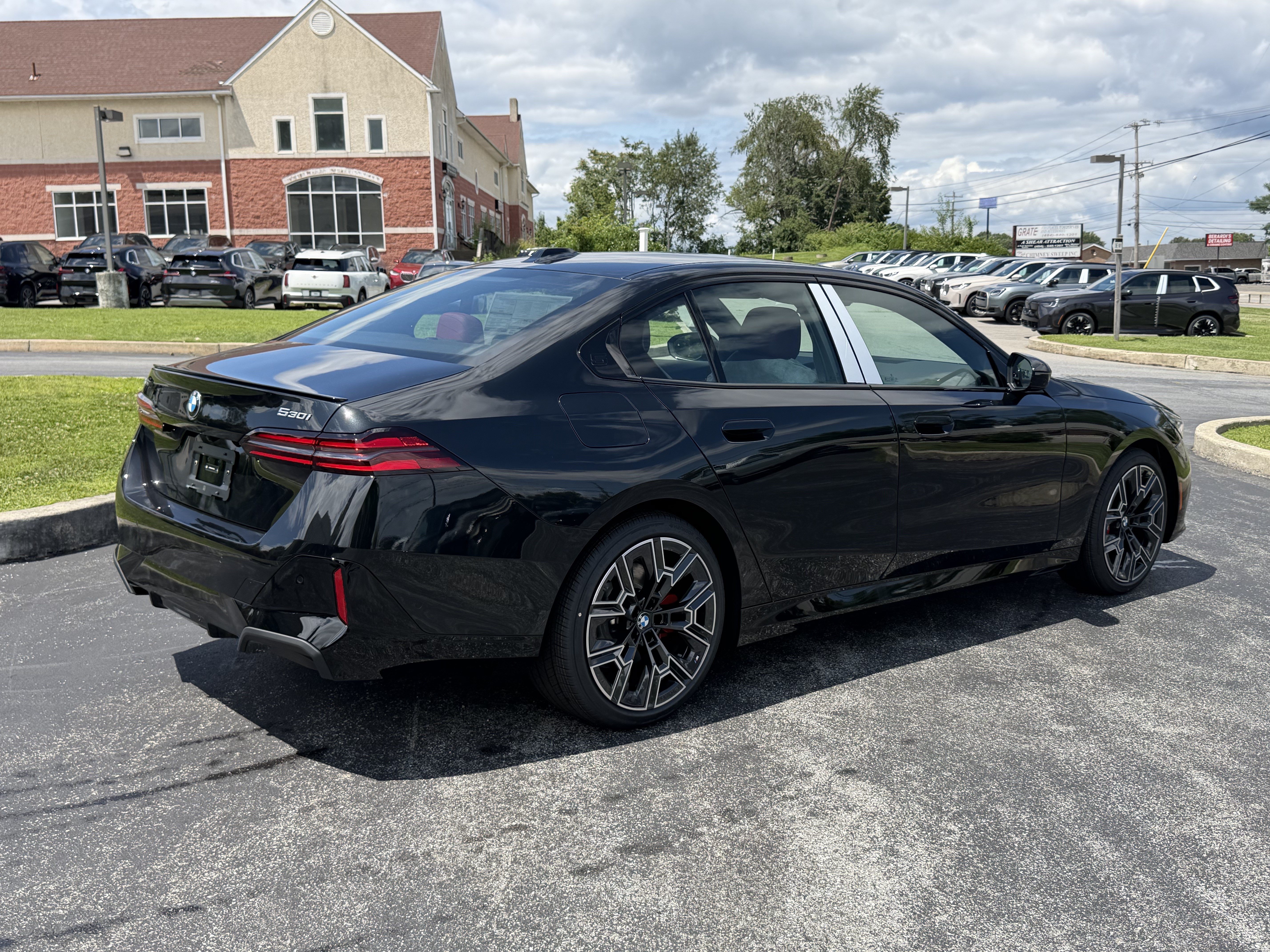 Used 2027 BMW 5 Series 530i xDrive Sedan