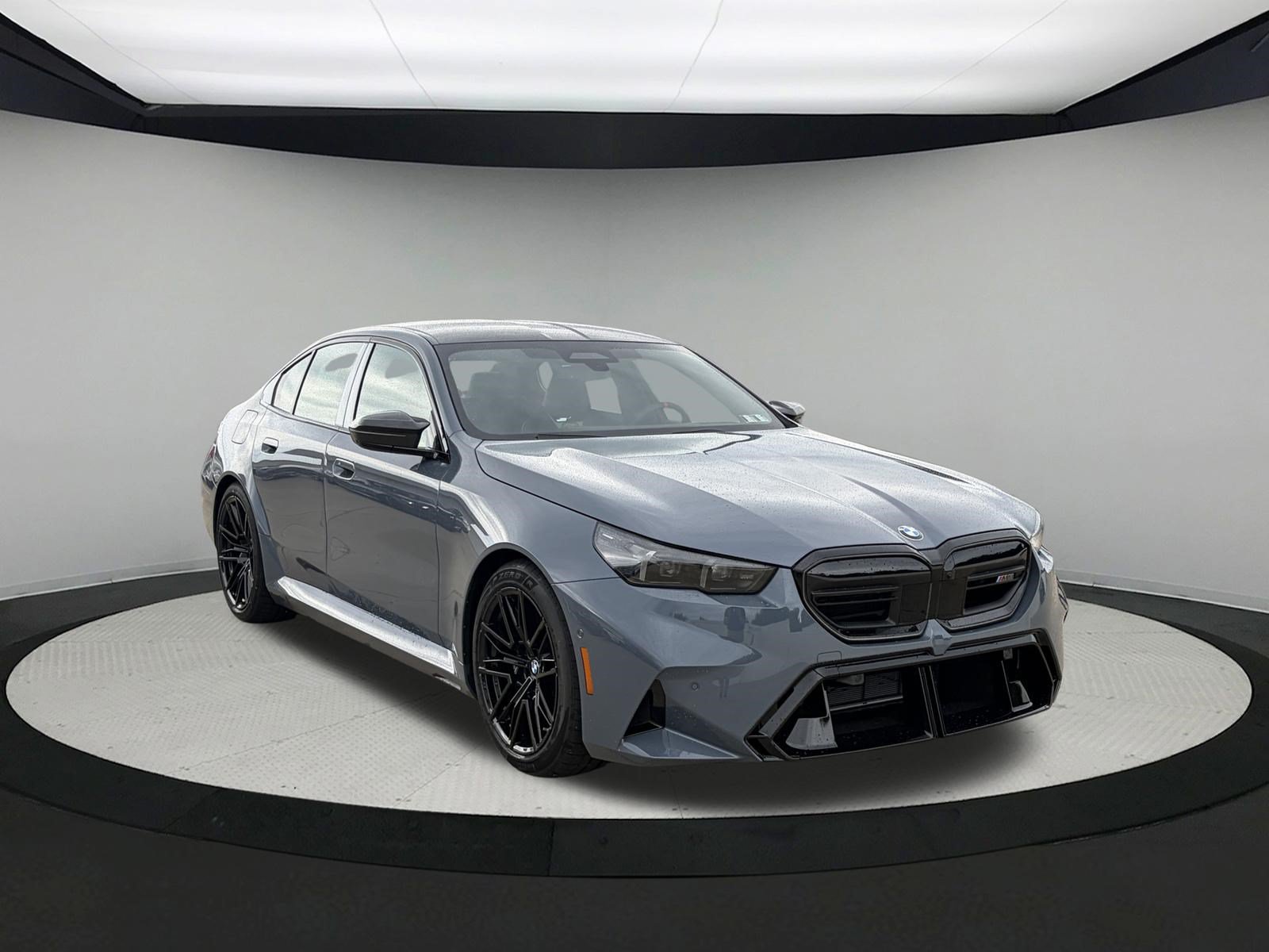 New 2027 BMW M5 Sedan