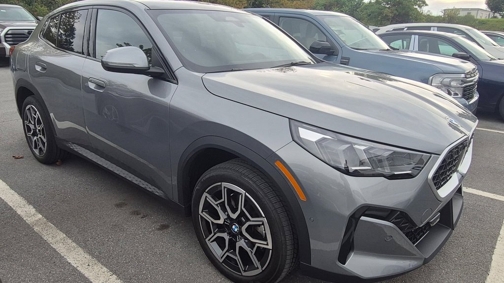 2026 BMW X2 28i