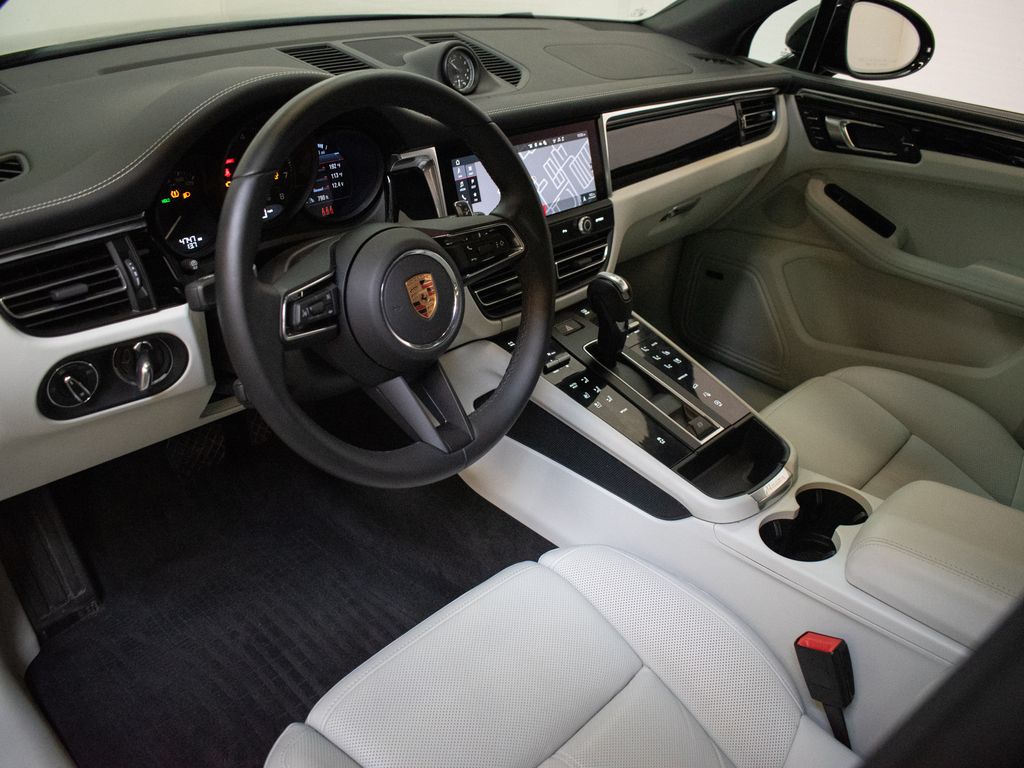 Certified 2026 Porsche Macan SUV