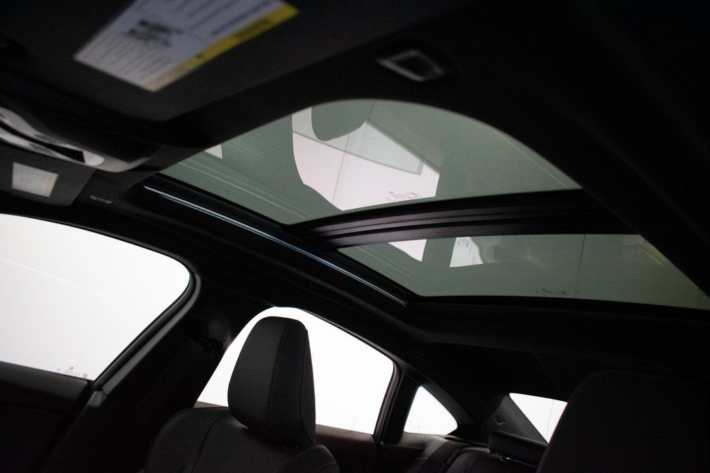 2026 BMW 2 Series M235 - Photo 20