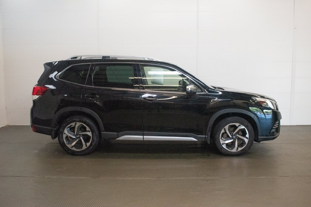 Used 2023 Subaru Forester Touring SUV