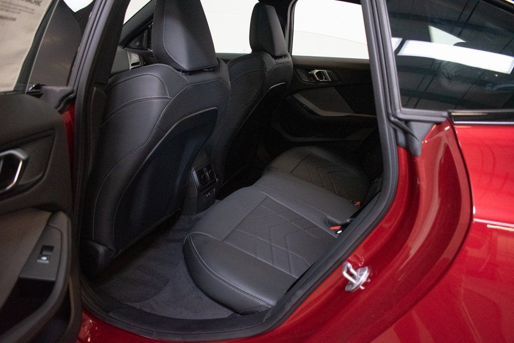 2026 BMW 2 Series M235 - Photo 22
