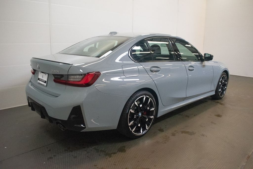 New 2026 BMW 330i xDrive Sedan