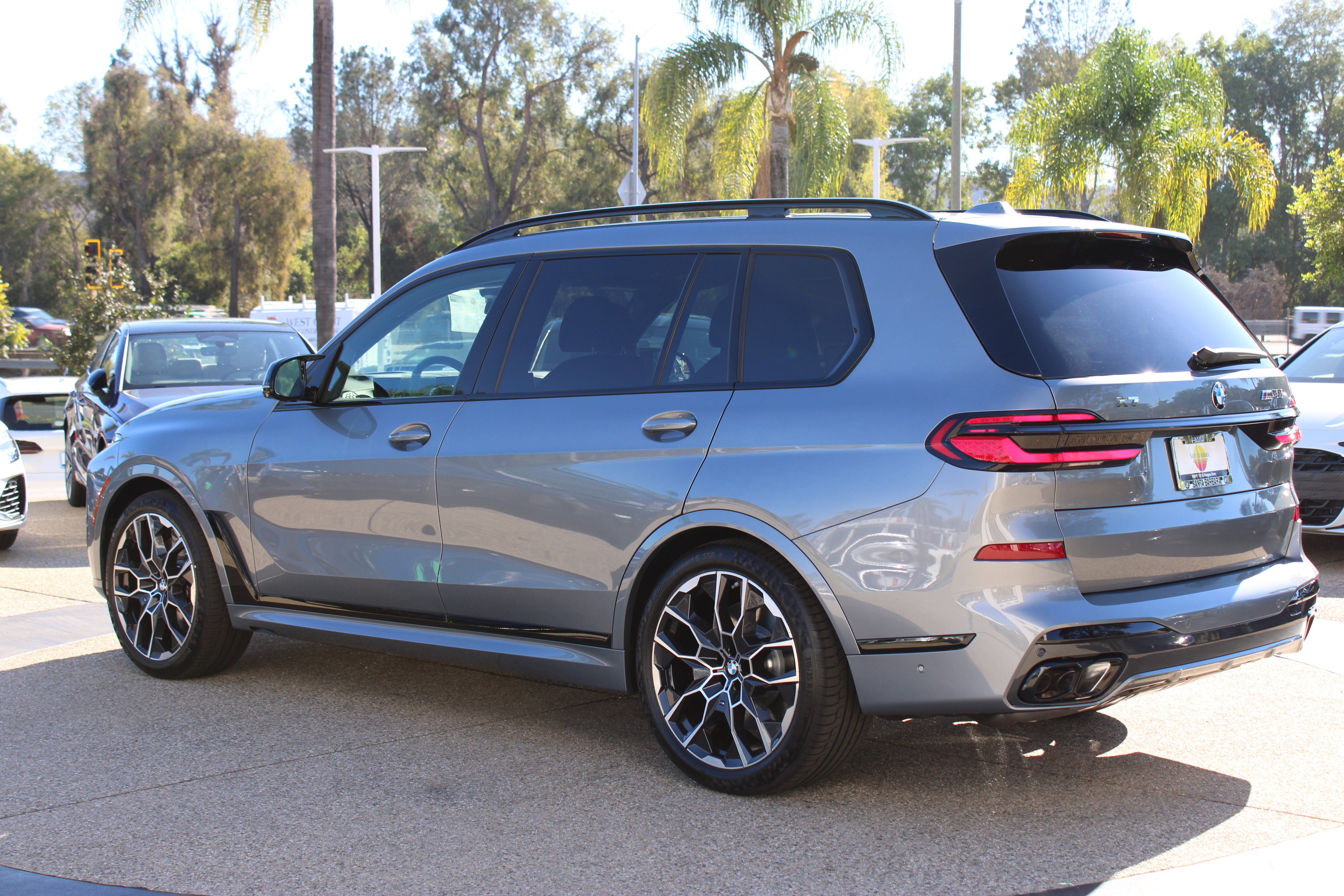 New 2027 BMW X7 M60i SUV