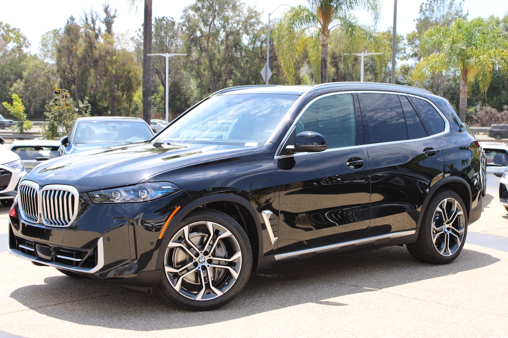 New 2026 BMW X5 PHEV xDrive50e SUV