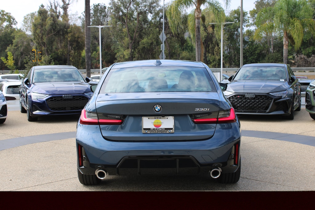 New 2026 BMW 330i Sedan