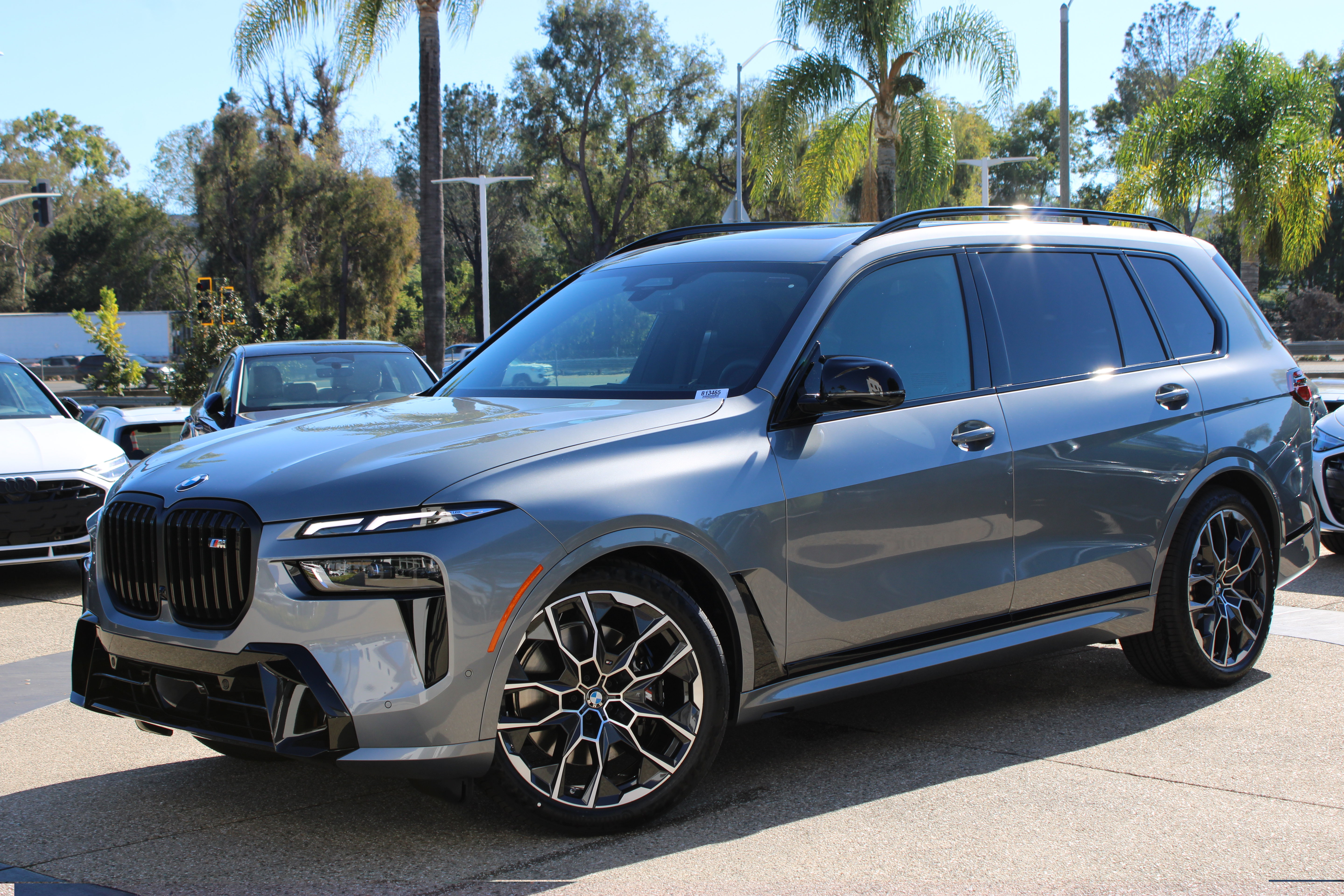 New 2027 BMW X7 M60i SUV
